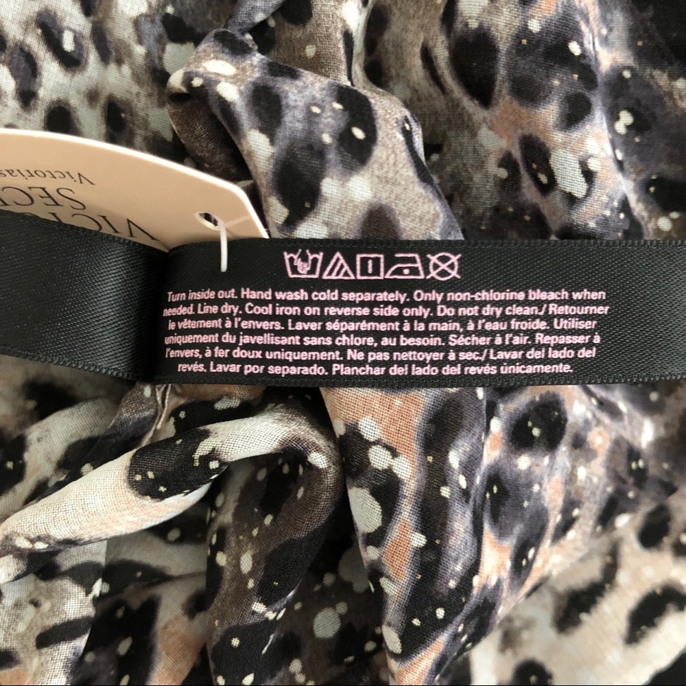Victoria Secret Leopard Print Camisole Set - Picture 7 of 7